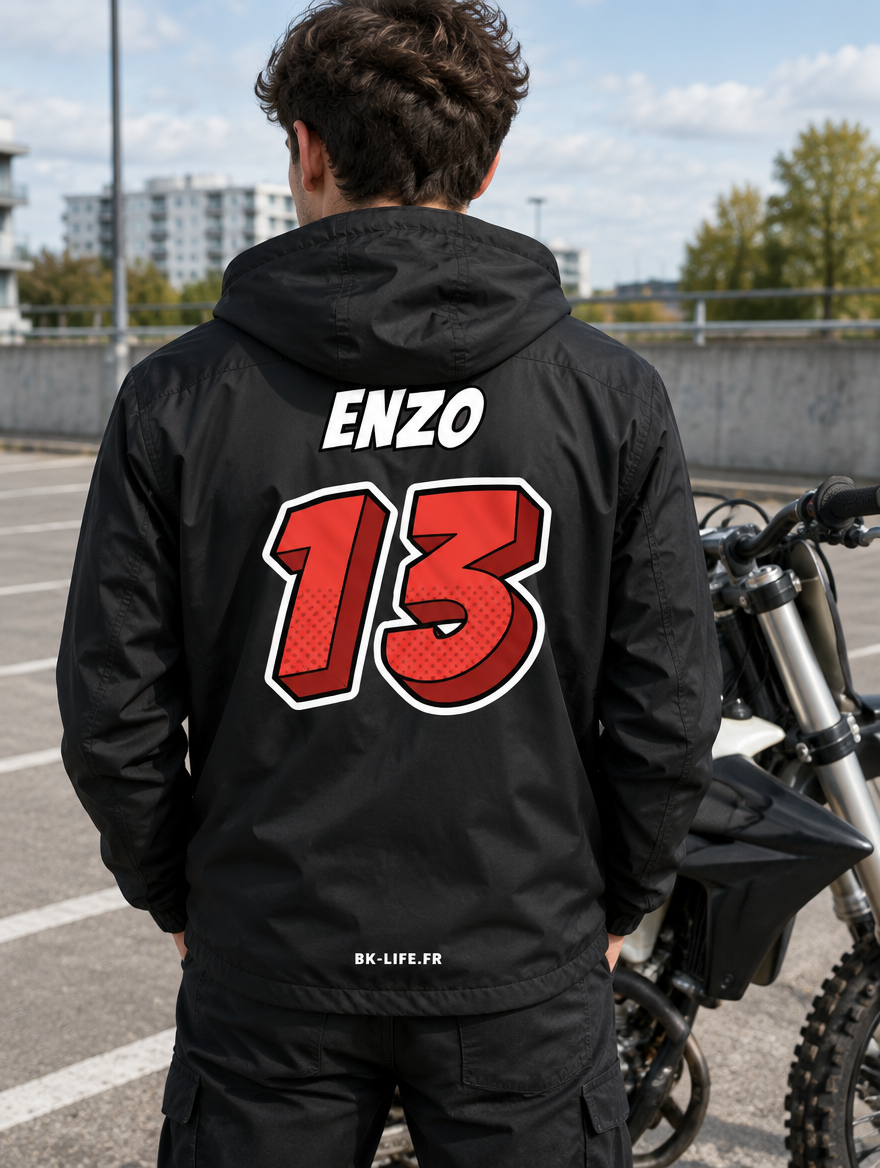 Gilet CR BK-Life porté, vu de dos : nom et numéro